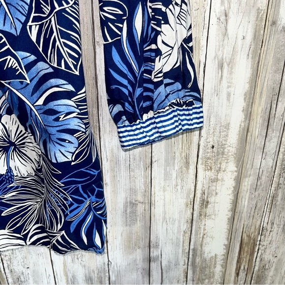 Talbots Blue Hibiscus Palms Tunic - Picture 5 of 6